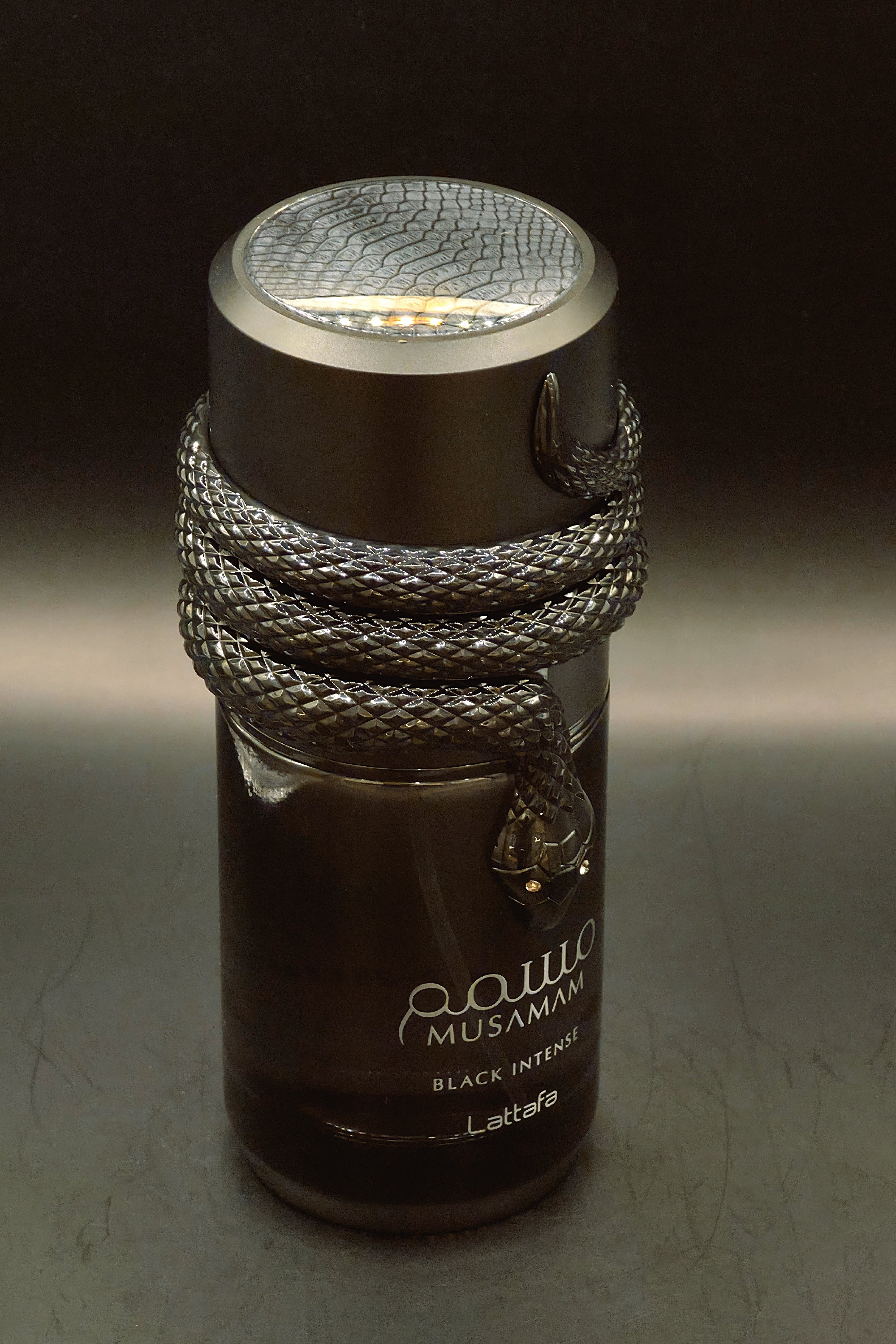 MUSAMAM BLACK INTENSE LATTAFA 100ML